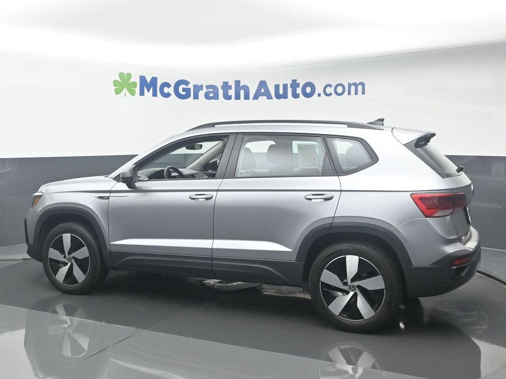 2023 Volkswagen Taos Vehicle Photo in Marion, IA 52302