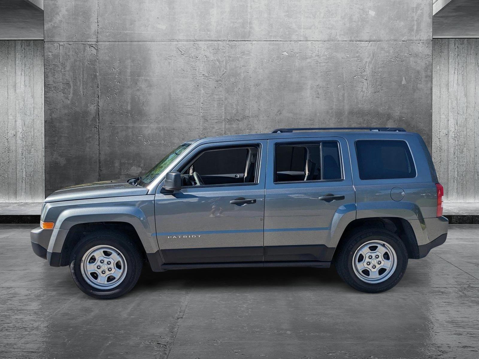 2014 Jeep Patriot Vehicle Photo in Sarasota, FL 34231