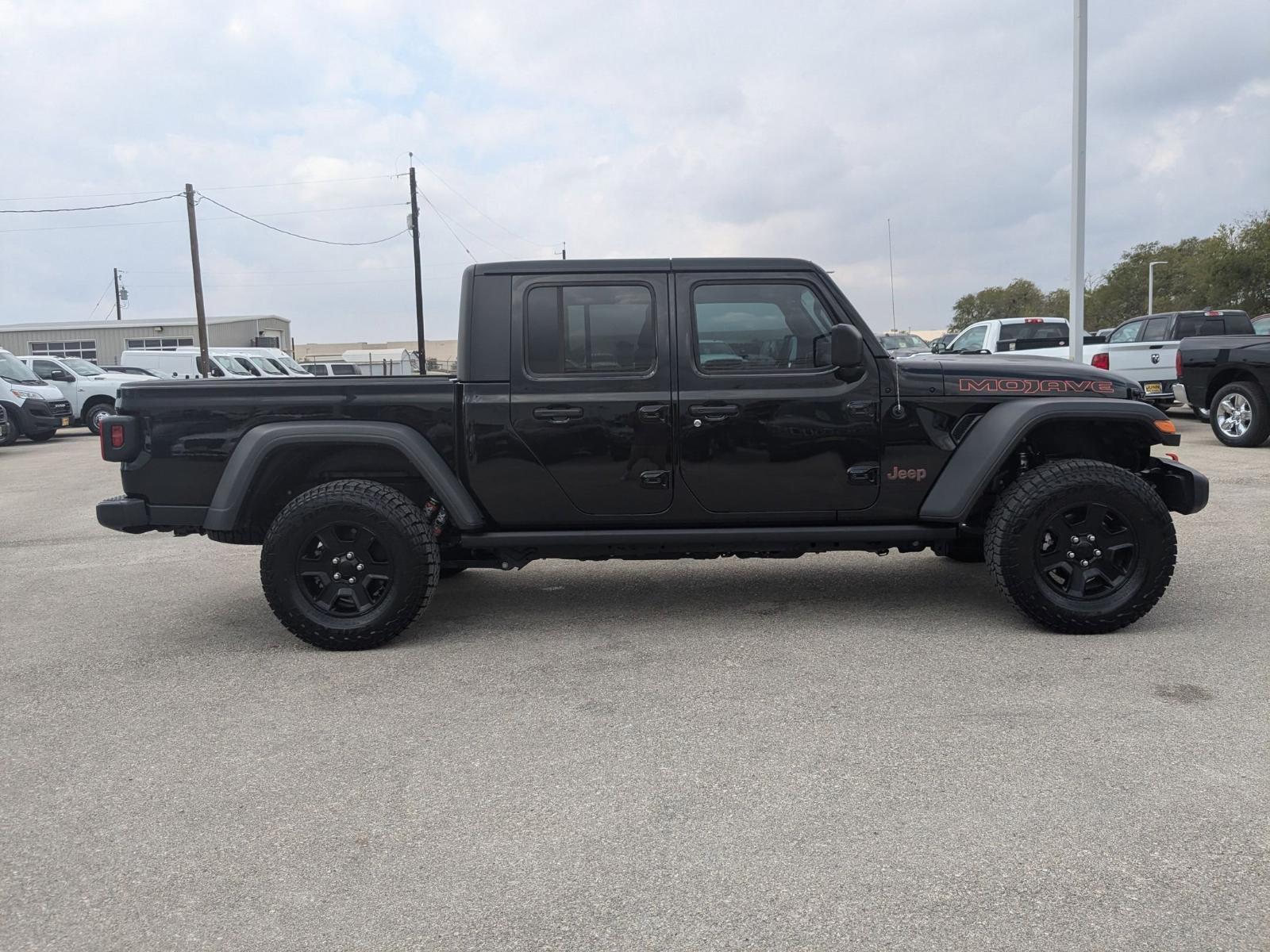 2023 Jeep Gladiator Vehicle Photo in Seguin, TX 78155