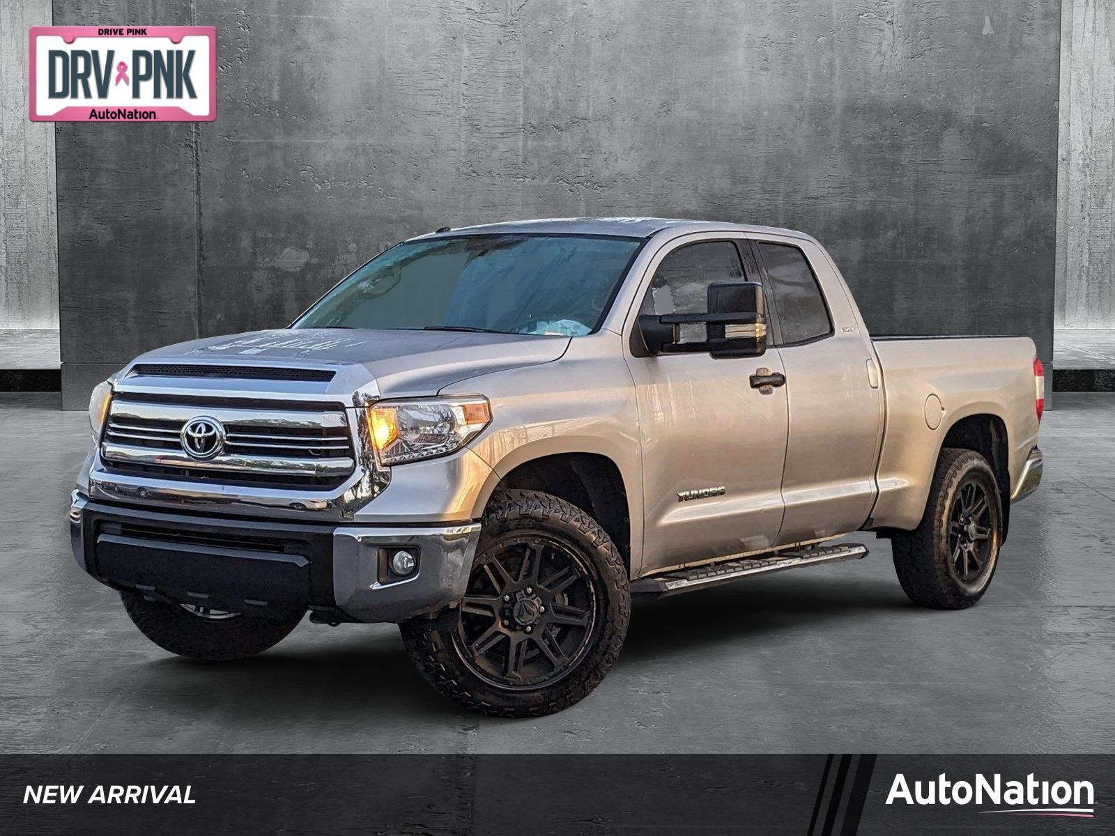 2017 Toyota Tundra 4WD Vehicle Photo in Sanford, FL 32771