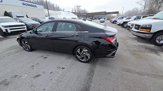 2024 Hyundai ELANTRA Vehicle Photo in Pleasant Hills, PA 15236