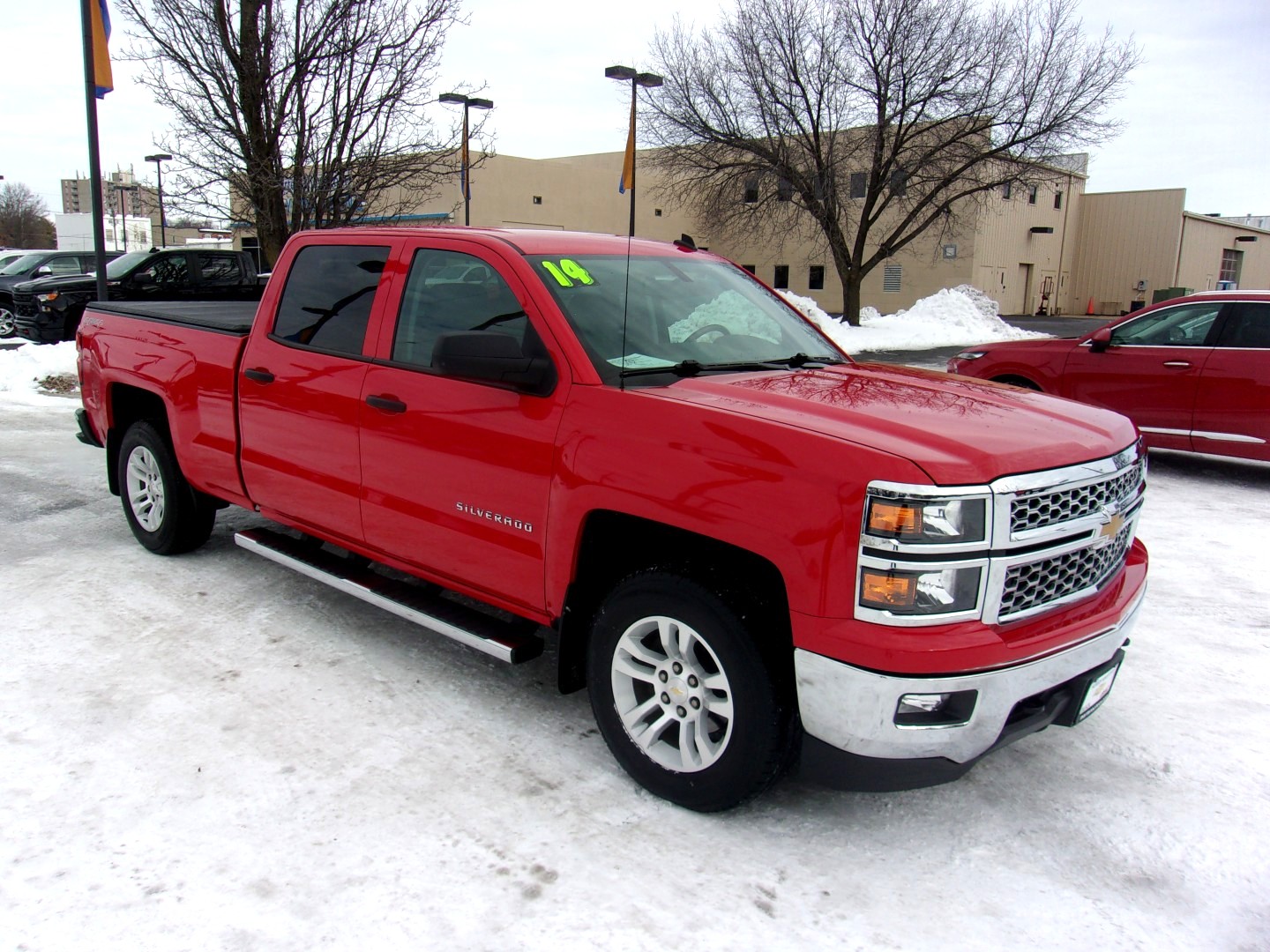 Used 2014 Chevrolet Silverado 1500 LT with VIN 3GCUKRECXEG356221 for sale in Leavenworth, KS