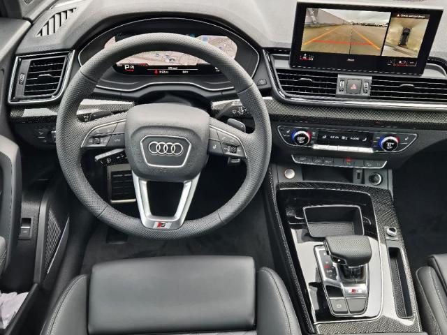 2025 Audi SQ5 Vehicle Photo in SUGAR LAND, TX 77478