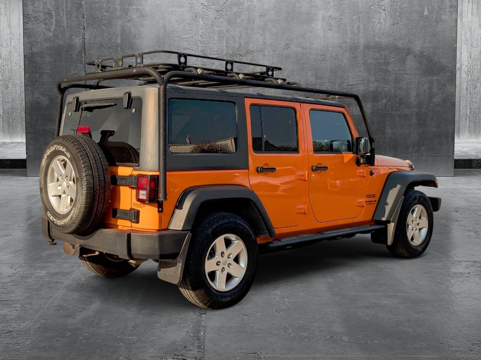 2012 Jeep Wrangler Unlimited Vehicle Photo in St. Petersburg, FL 33713