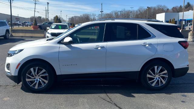 2022 Chevrolet Equinox Vehicle Photo in MOON TOWNSHIP, PA 15108-2571