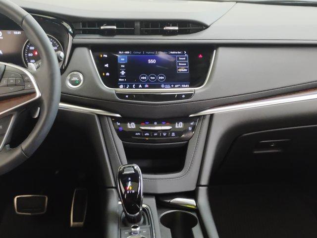 2025 Cadillac XT5 Vehicle Photo in PINEVILLE, NC 28134-8495