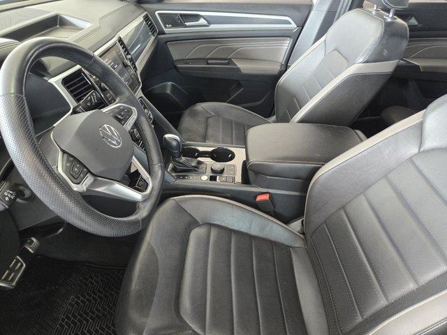 2023 Volkswagen Atlas Cross Sport Vehicle Photo in Decatur, TX 76234