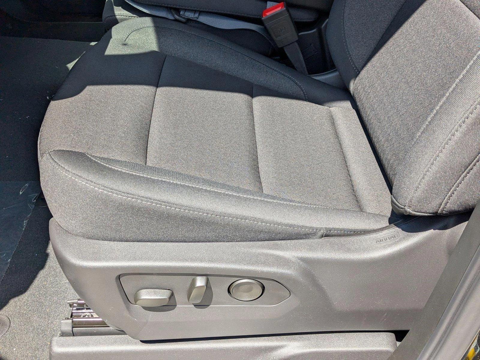 2025 Chevrolet Silverado 1500 Vehicle Photo in PEMBROKE PINES, FL 33024-6534