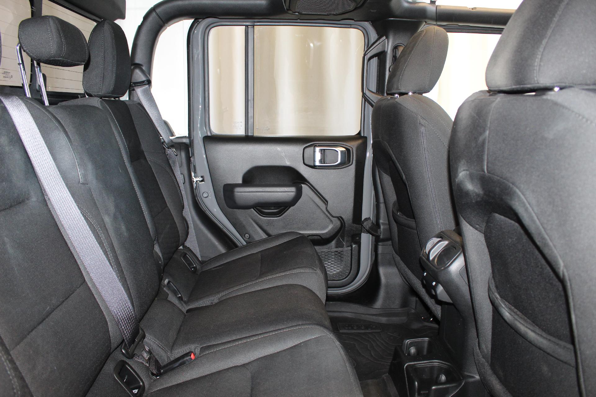2022 Jeep Gladiator Vehicle Photo in NORTHAMPTON, MA 01060-1120