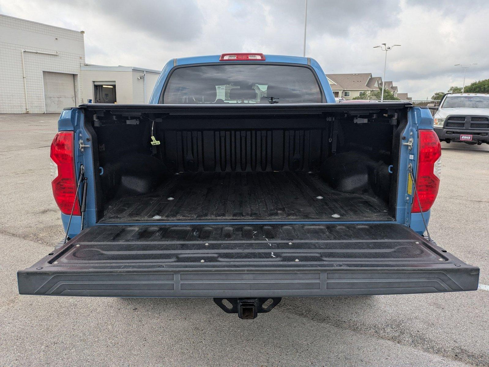 2018 Toyota Tundra 4WD Vehicle Photo in Corpus Christi, TX 78415