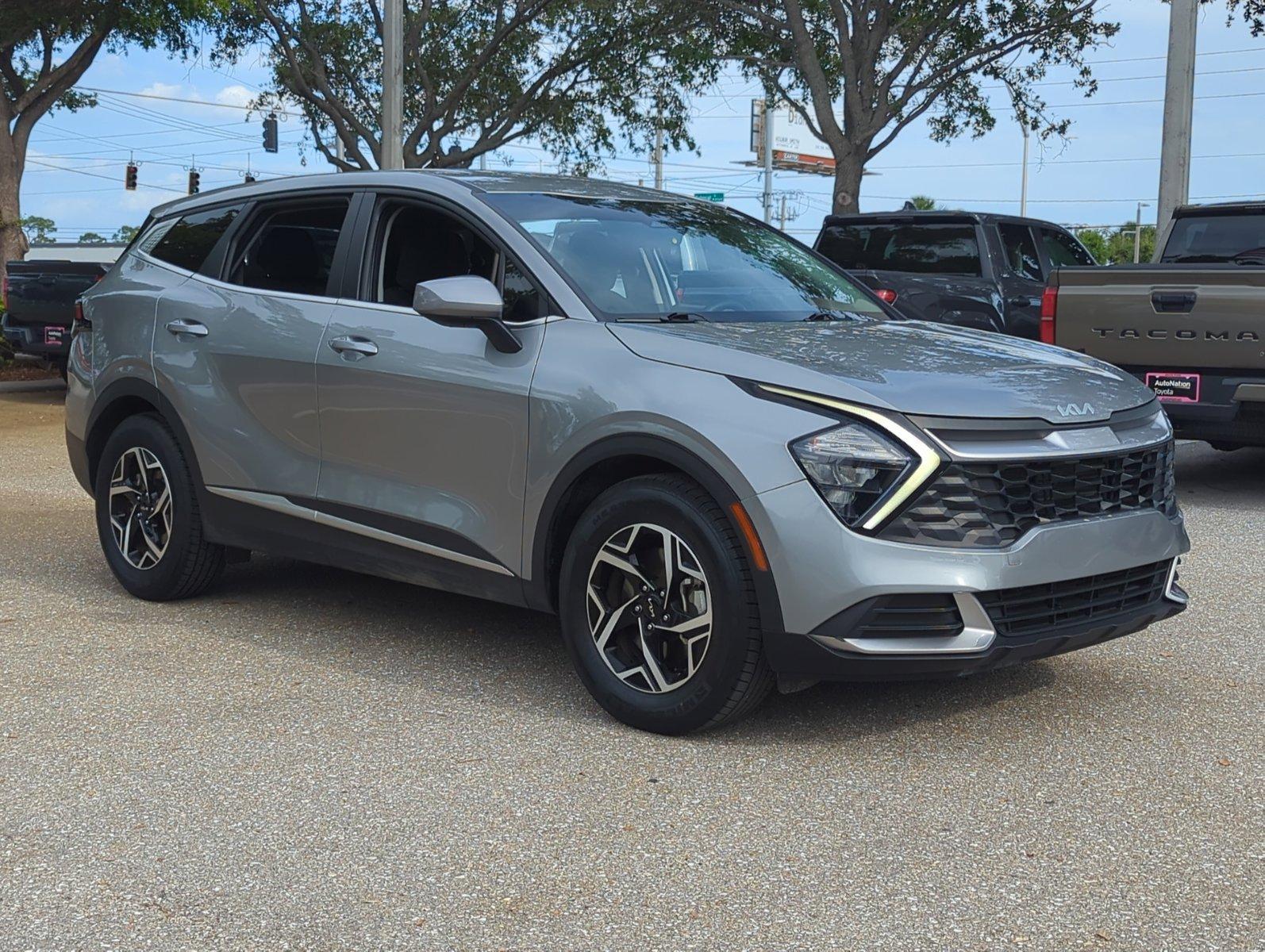 2023 Kia Sportage Vehicle Photo in Ft. Myers, FL 33907