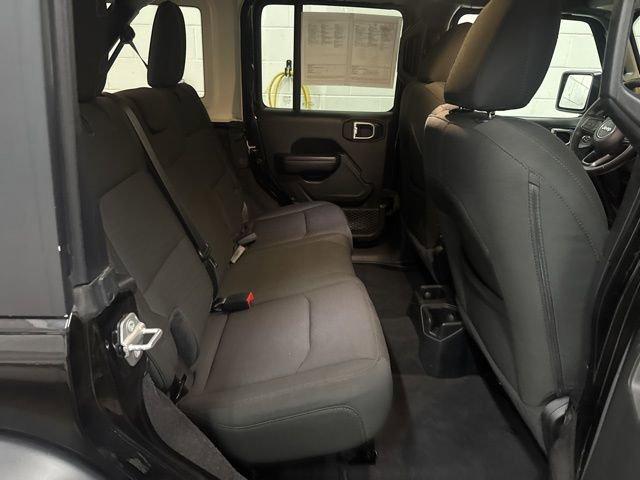2021 Jeep Wrangler Vehicle Photo in MEDINA, OH 44256-9631