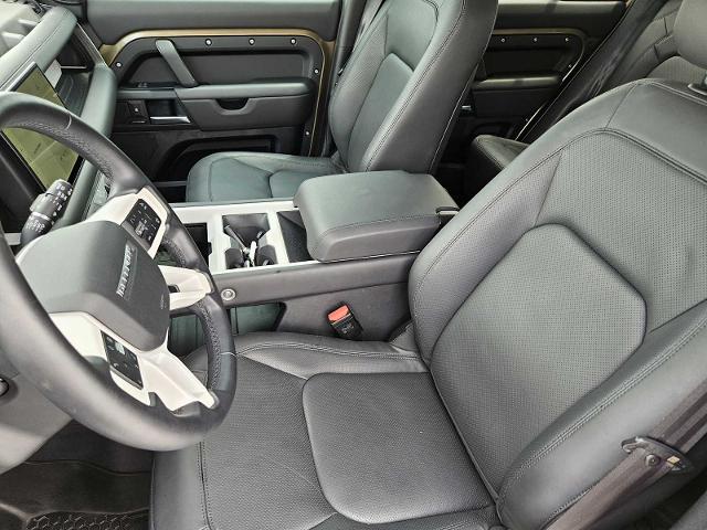 2025 Defender Vehicle Photo in AUSTIN, TX 78717