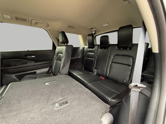 2024 Nissan Pathfinder Vehicle Photo in Appleton, WI 54914