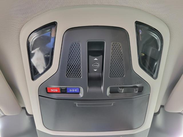 2024 Subaru Outback Vehicle Photo in Green Bay, WI 54304