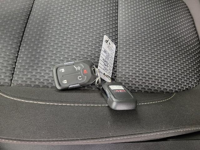 2023 GMC Acadia Vehicle Photo in GREEN BAY, WI 54303-3330