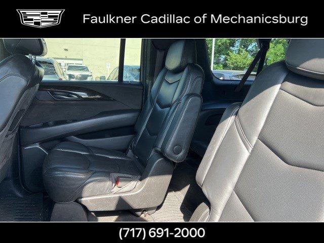 2017 Cadillac Escalade ESV Vehicle Photo in MECHANICSBURG, PA 17050-1707