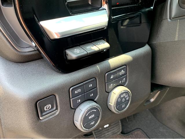 2025 Chevrolet Silverado 2500 HD Vehicle Photo in BEAUFORT, SC 29906-4218