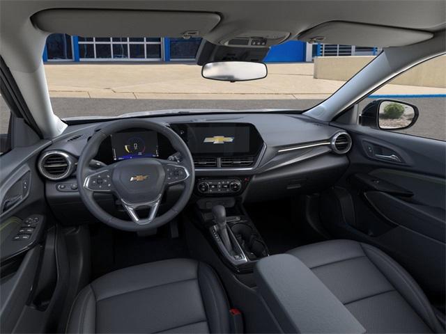 2025 Chevrolet Trax Vehicle Photo in ENGLEWOOD, CO 80113-6708