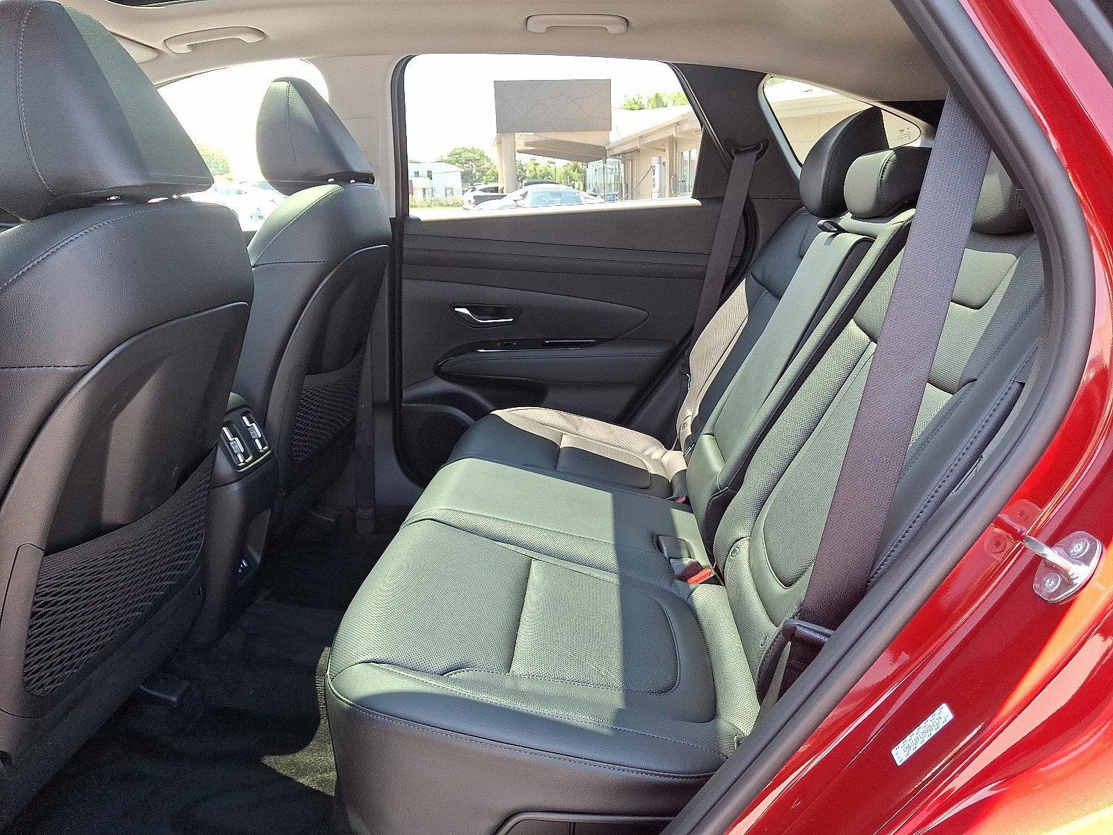 2025 Hyundai TUCSON Hybrid Vehicle Photo in Harrisburg, PA 17111