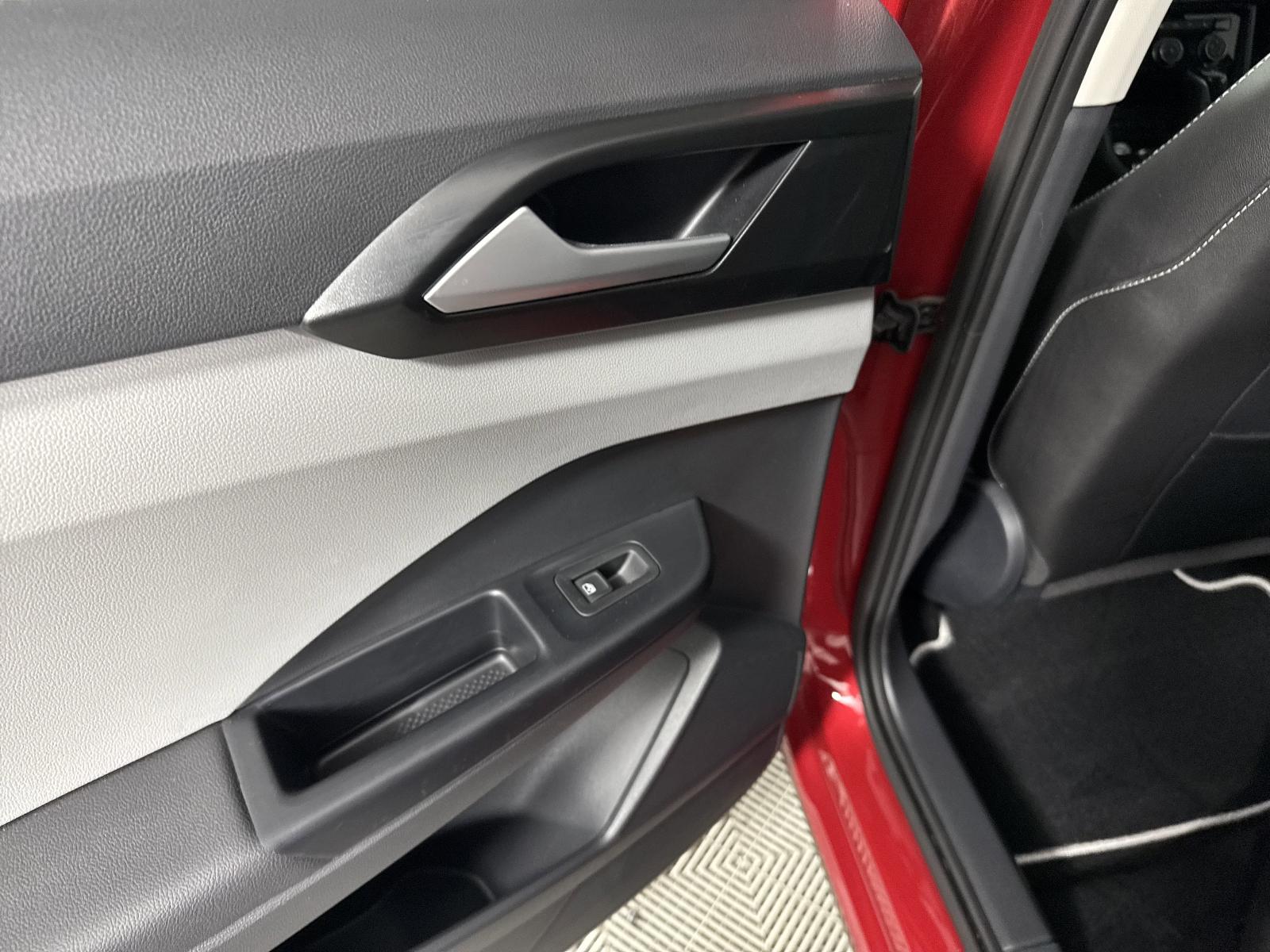 2023 Volkswagen Taos Vehicle Photo in GEORGETOWN, TX 78626-7508