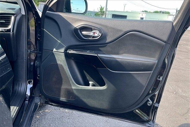 2019 Jeep Cherokee Vehicle Photo in INDEPENDENCE, MO 64055-1314