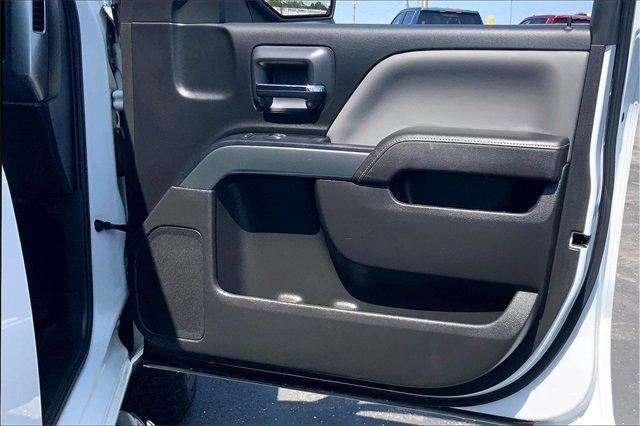 2018 Chevrolet Silverado 1500 Vehicle Photo in INDEPENDENCE, MO 64055-1314