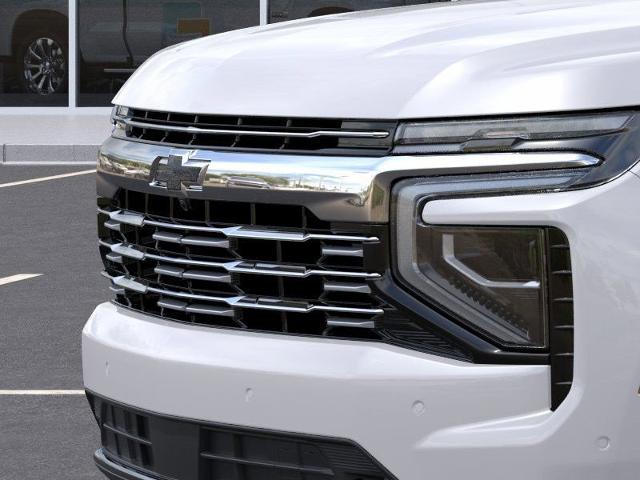 2025 Chevrolet Suburban Vehicle Photo in EVERETT, WA 98203-5662