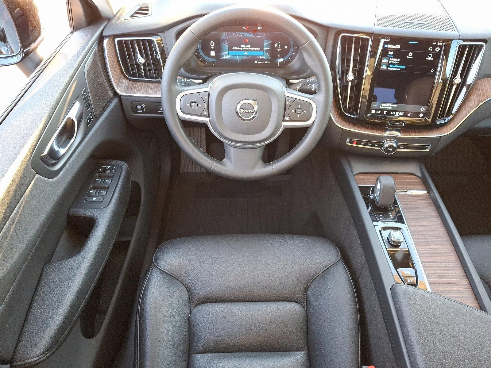 2022 Volvo XC60 Vehicle Photo in Trevose, PA 19053