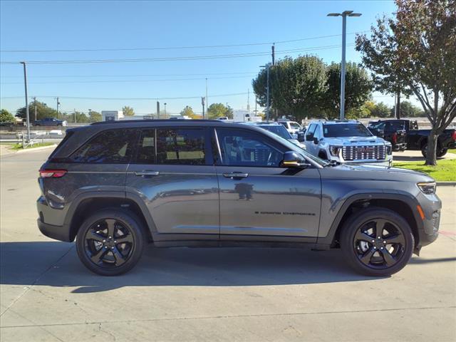 Used 2022 Jeep Grand Cherokee Altitude with VIN 1C4RJHAG7N8609819 for sale in Rockwall, TX