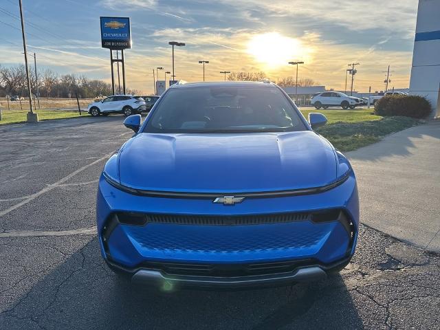 2025 Chevrolet Equinox EV Vehicle Photo in MANHATTAN, KS 66502-5036