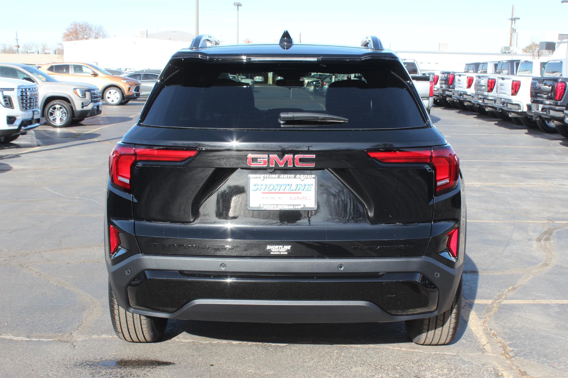 2025 GMC Terrain Vehicle Photo in AURORA, CO 80012-4011