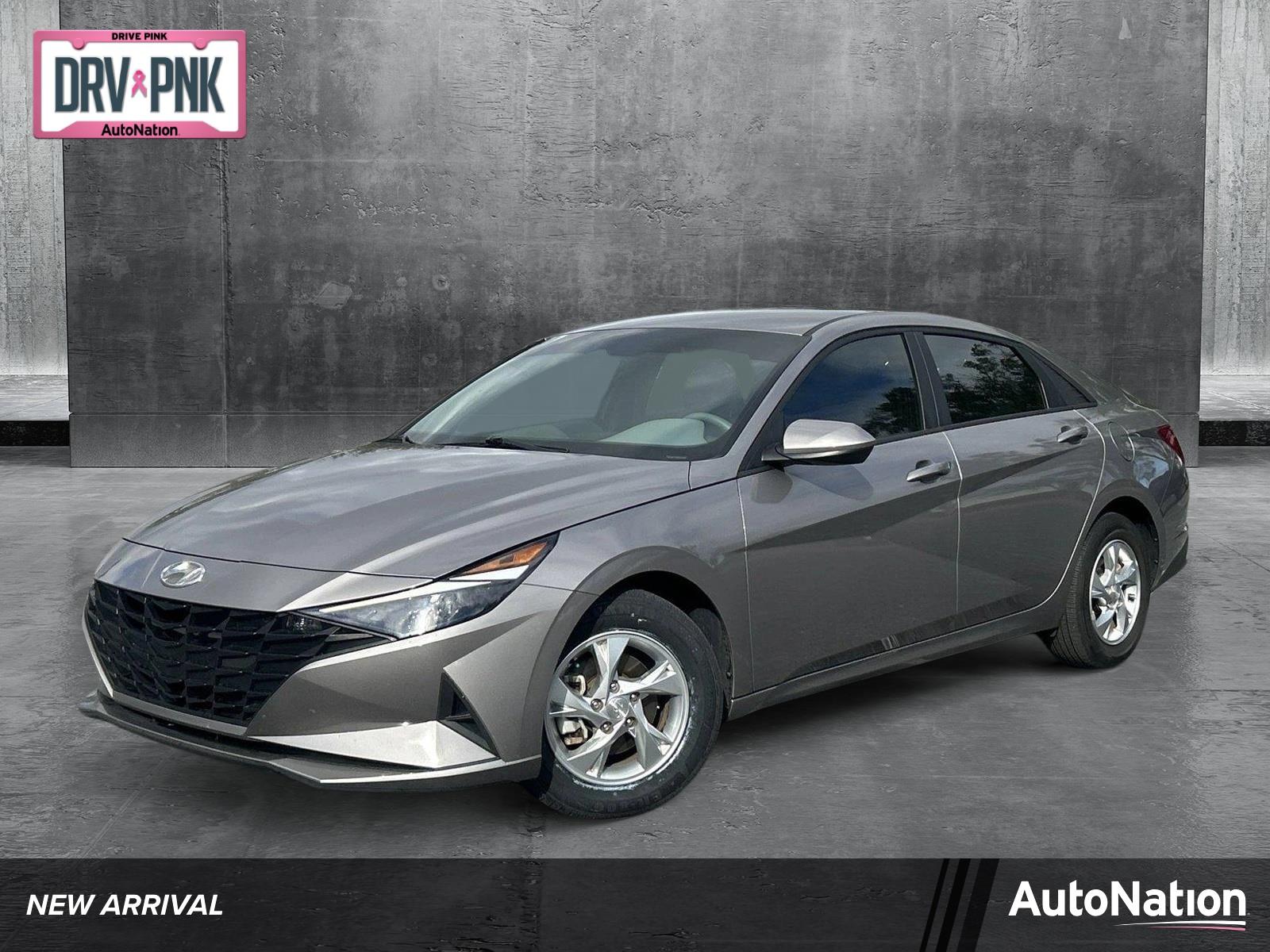 2022 Hyundai ELANTRA Vehicle Photo in Clearwater, FL 33765