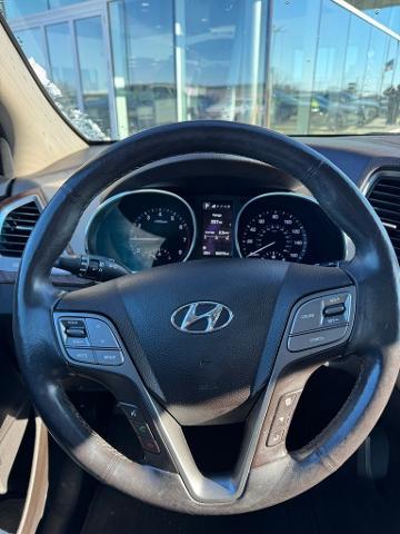 2017 Hyundai SANTA FE Vehicle Photo in Peoria, IL 61615