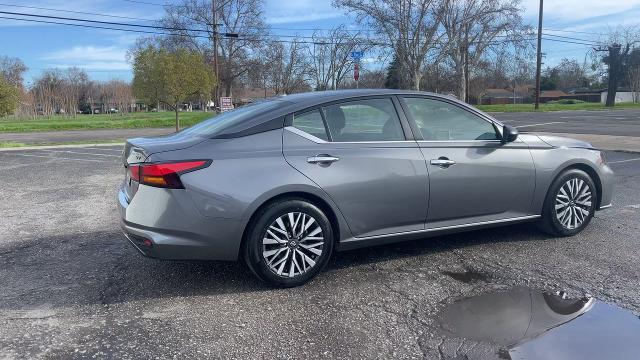 2024 Nissan Altima Vehicle Photo in TURLOCK, CA 95380-4918