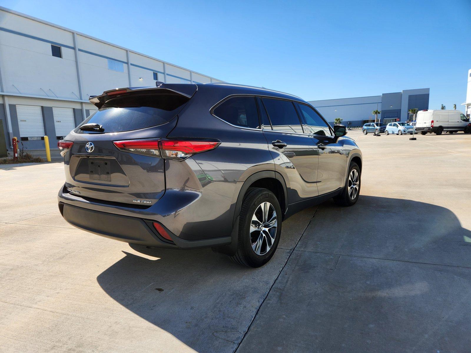 2022 Toyota Highlander Vehicle Photo in Winter Park, FL 32792