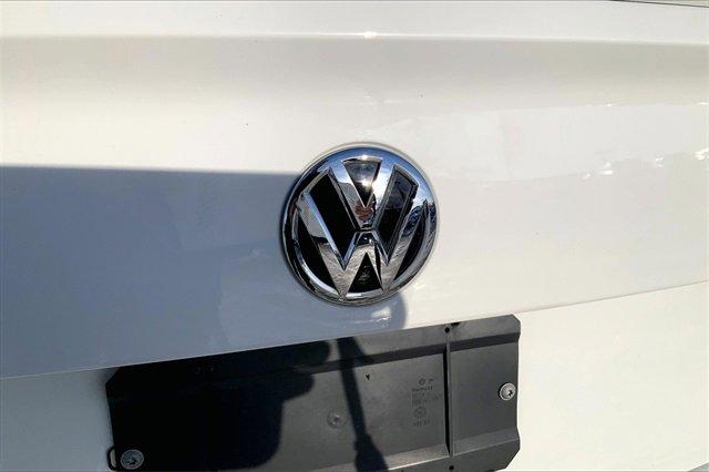 2019 Volkswagen Jetta GLI Vehicle Photo in KANSAS CITY, MO 64114-4502