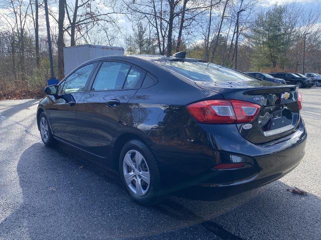 2017 Chevrolet Cruze Vehicle Photo in LEOMINSTER, MA 01453-2952