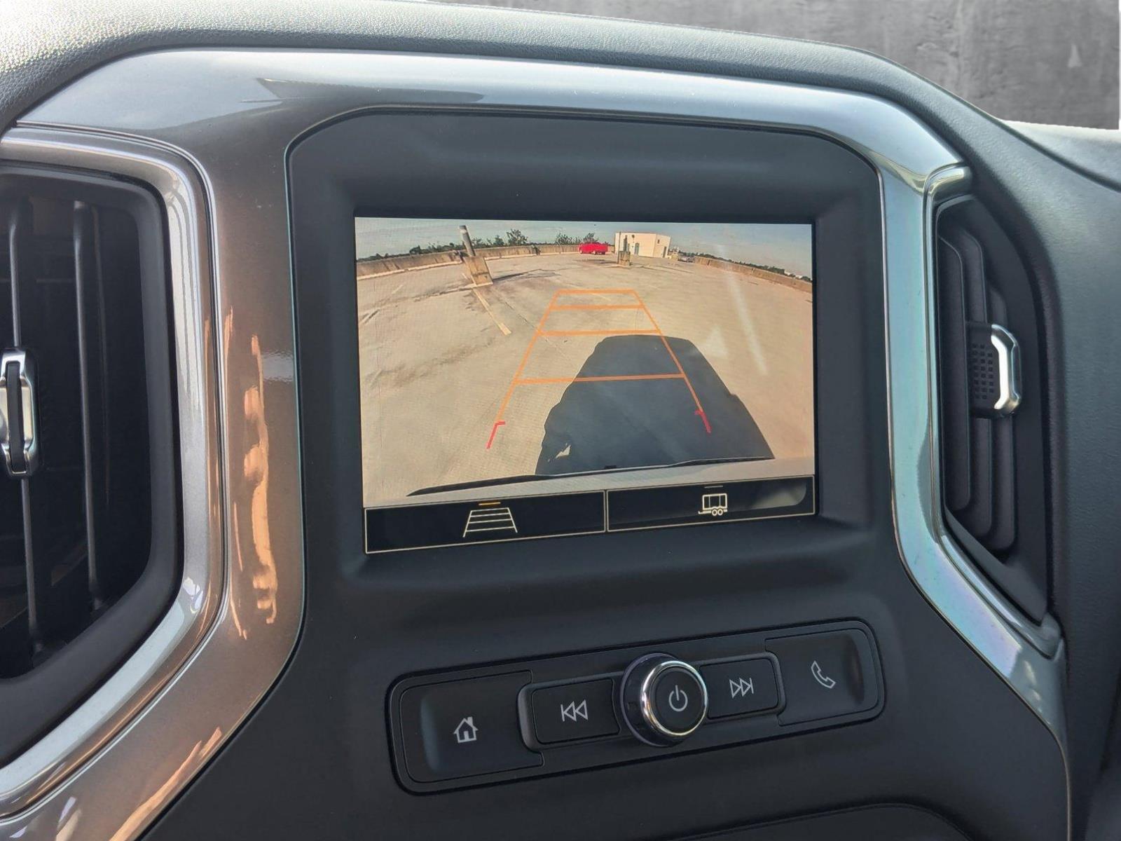 2025 Chevrolet Silverado 1500 Vehicle Photo in PEMBROKE PINES, FL 33024-6534