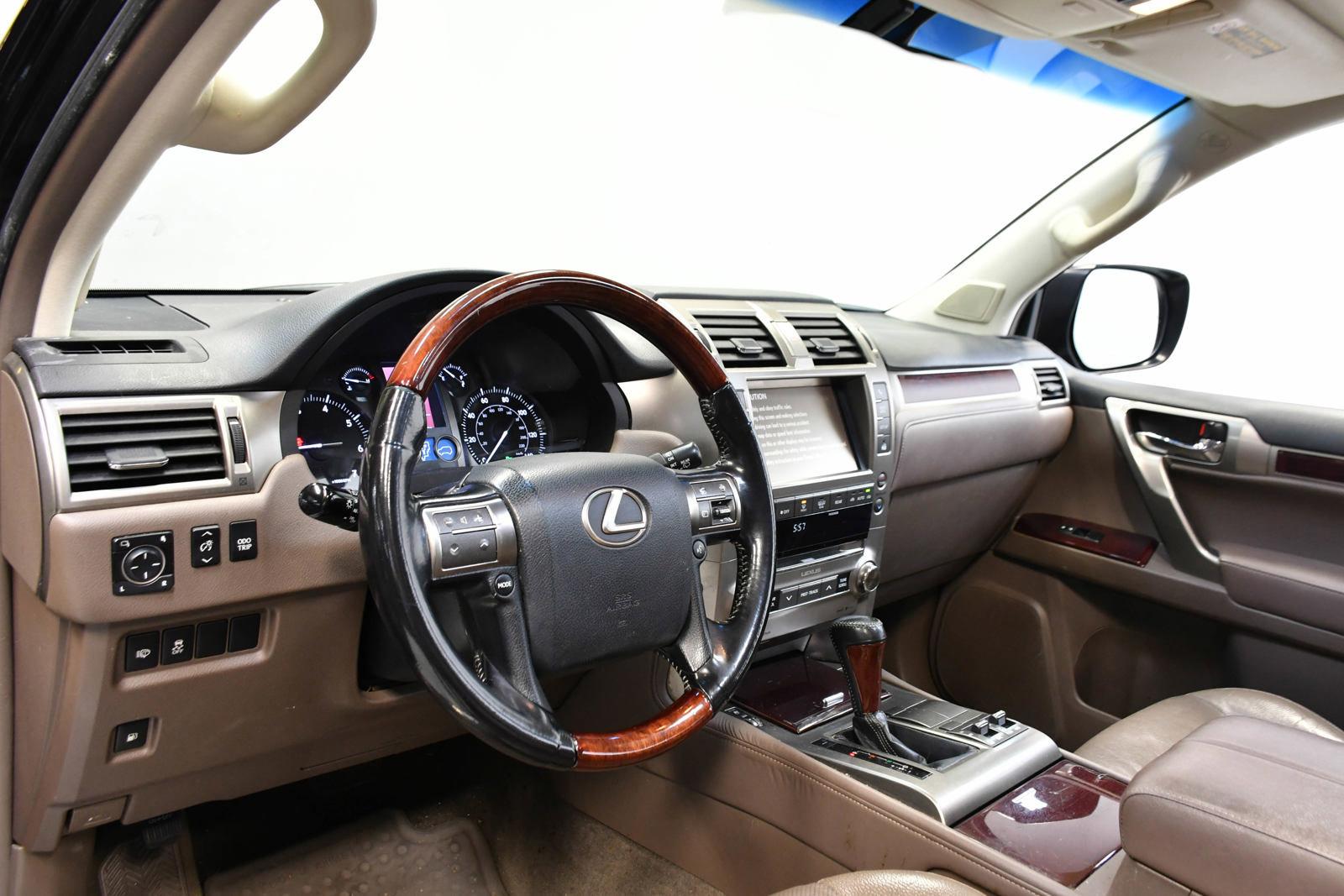 2016 Lexus GX 460 Vehicle Photo in DALLAS, TX 75235