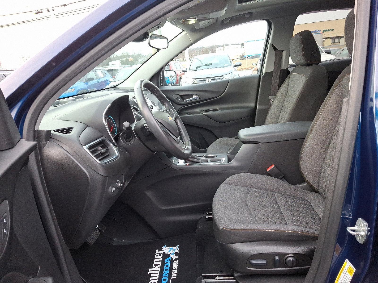 2022 Chevrolet Equinox Vehicle Photo in Harrisburg, PA 17111