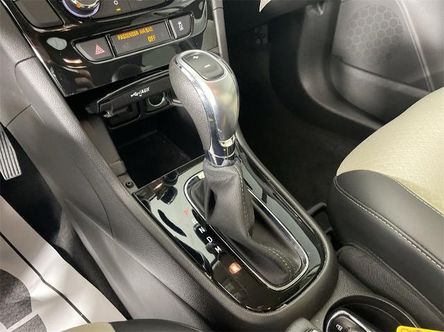 2022 Buick Encore Vehicle Photo in GILBERT, AZ 85297-0402