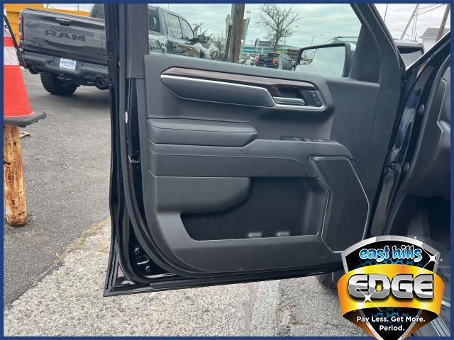 2022 Chevrolet Silverado 1500 Vehicle Photo in Roslyn, NY 11576