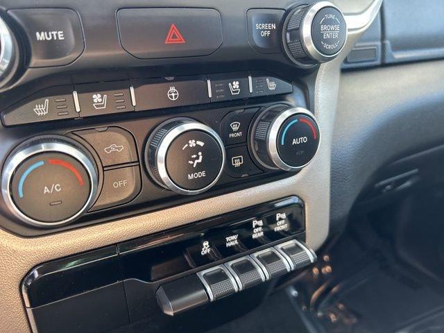 2019 Ram 1500 Vehicle Photo in MEDINA, OH 44256-9631