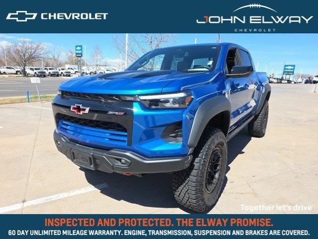 2024 Chevrolet Colorado Vehicle Photo in ENGLEWOOD, CO 80113-6708