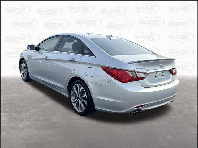 2013 Hyundai SONATA Vehicle Photo in Charlotte, NC 28212