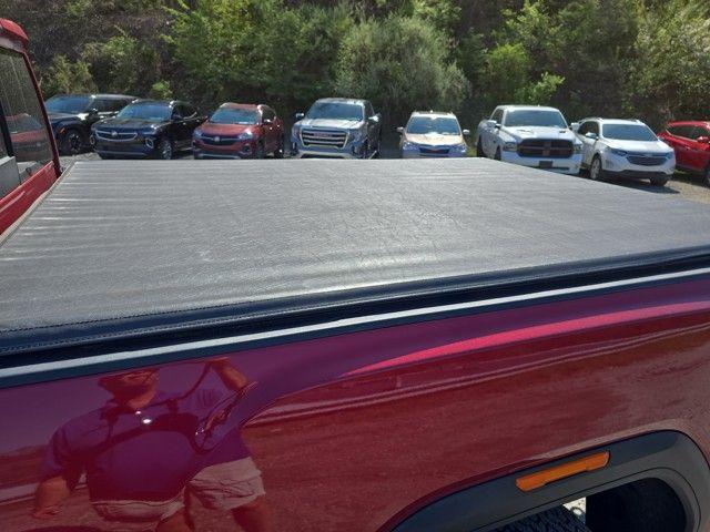 2020 GMC Sierra 2500 HD Vehicle Photo in Pleasant Hills, PA 15236