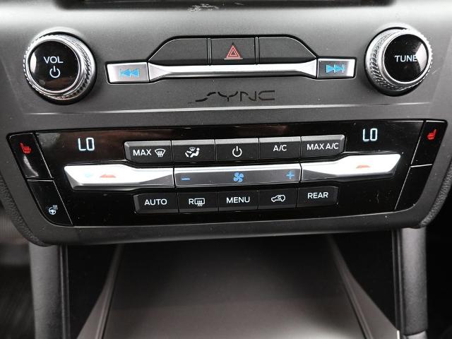 2020 Ford Explorer Vehicle Photo in Cedar Rapids, IA 52402