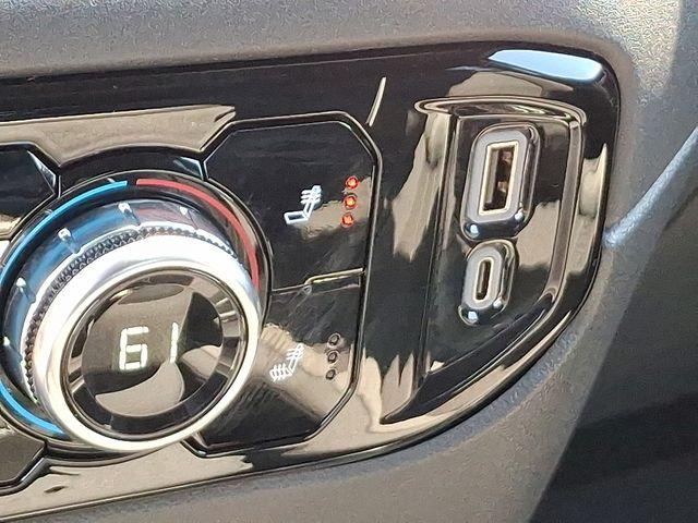 2023 GMC Sierra 1500 Vehicle Photo in DANBURY, CT 06810-5034