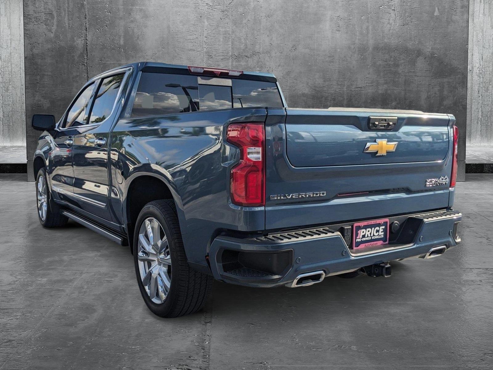 2024 Chevrolet Silverado 1500 Vehicle Photo in MIAMI, FL 33172-3015